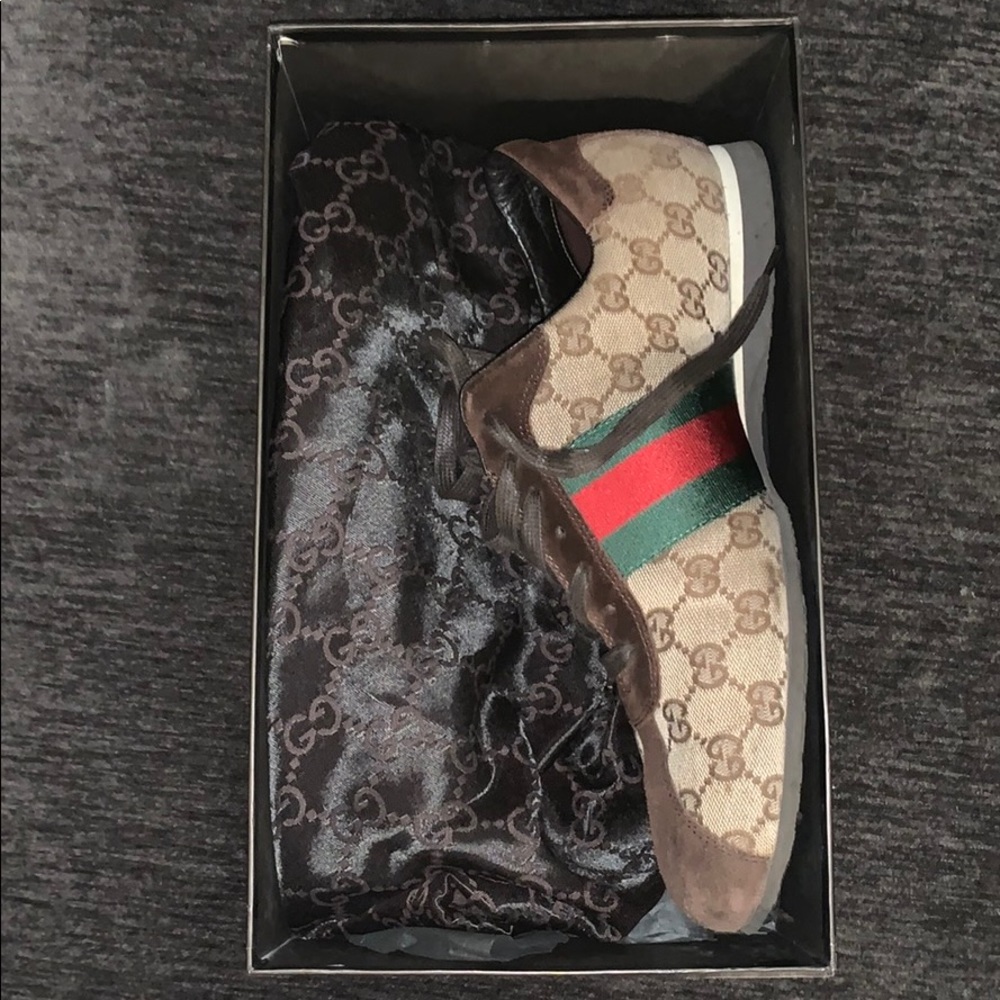 Signature Gucci